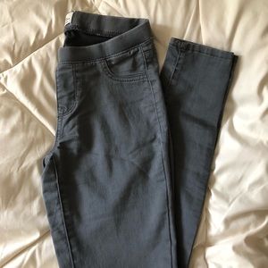 NWOT Old Navy Gray Jeggings